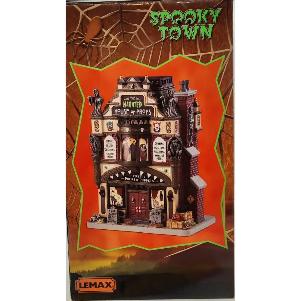 Lemax Spooky Town 2018 THE HAUNTED HOUSE OF PROPS #85312 Halloween